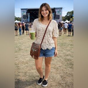 Solitaire Boho Cottagecore Crochet Cream Top Women’s Size Medium